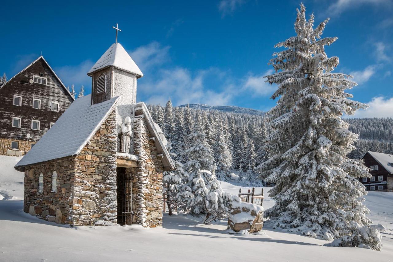 Erlebachova Bouda, Hotel - Resort Svaty Frantisek Špindlerŭv Mlýn Kültér fotó