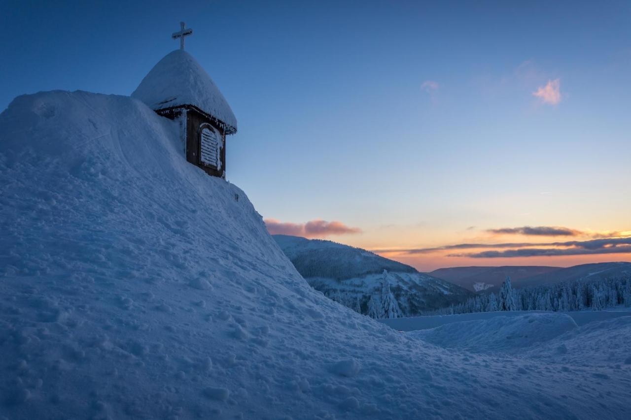 Erlebachova Bouda, Hotel - Resort Svaty Frantisek Špindlerŭv Mlýn Kültér fotó